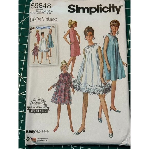 1960s Vintage Simplicity Sewing Pattern S9848 Misses Robes Dresses Size Y5 U.S. - Picture 1 of 4